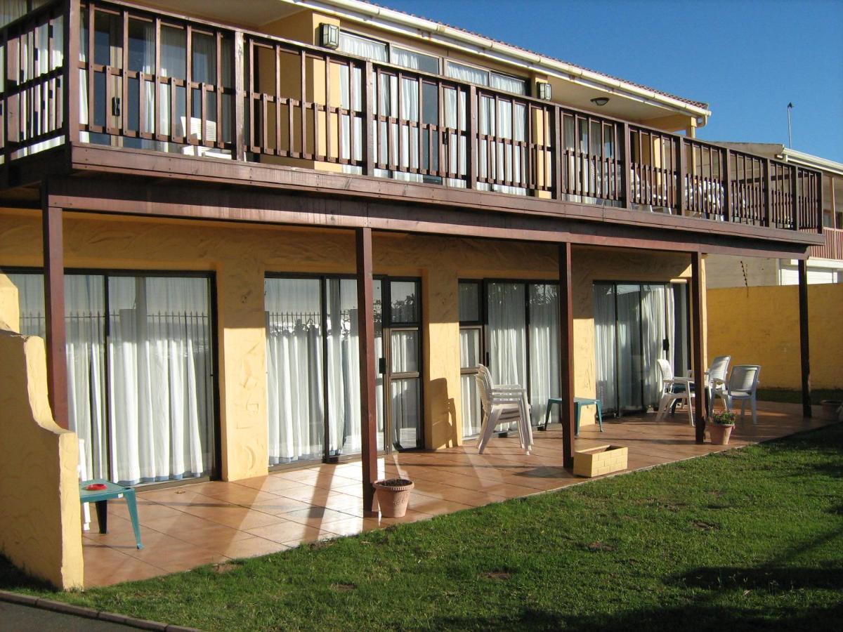 Glenashley Beach Accommodation - B&B And Backpackers ダーバン エクステリア 写真